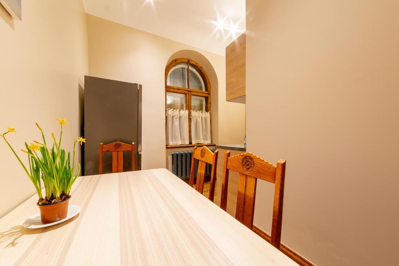 Apartamento Cozy Storie'S Ap, 47Sqm, Renovated 2020, Free Parking Riga Exterior foto